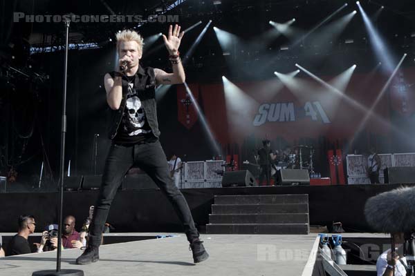 SUM 41 - 2016-08-28 - SAINT CLOUD - Domaine National - Grande Scene - 